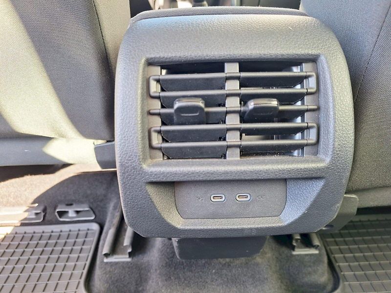 Volkswagen Caddy (2023) 2.0 TDI / 75 kW / 6MP / MAXI / - fotka 30 z 32