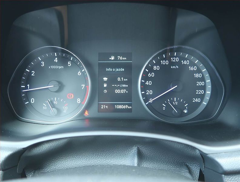 Hyundai i30 (2019) N-Line 1.4 T-GDI, Serv.kniha - fotka 11 z 15