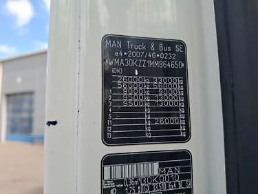 MAN TGX (2020) 33.510 6x4 hydraulika EURO 6 - fotka 12 z 15