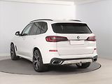 BMW X5 (2022) xDrive30d - náhled 3