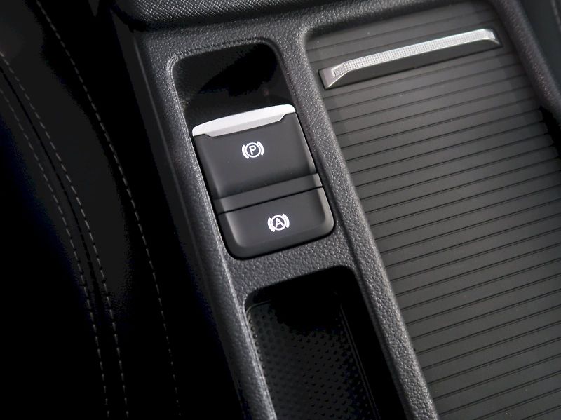 Škoda Octavia (2024) SELECTION 2.0TDI 110KW DSG LED - fotka 34 z 43