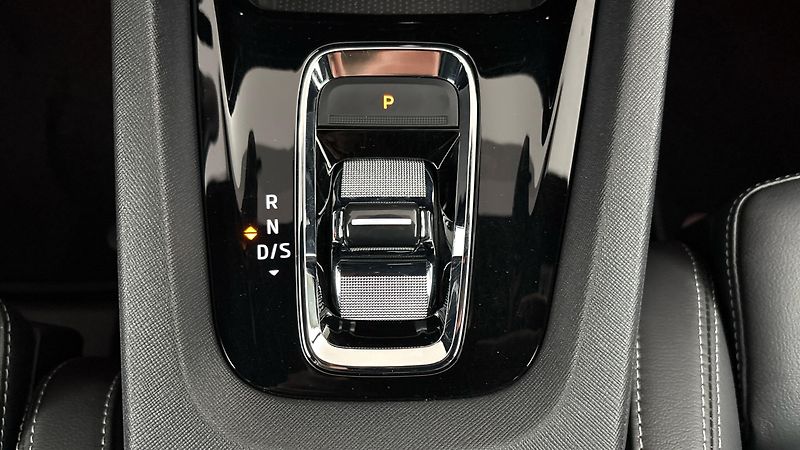 Škoda Octavia 2.0 TDI DSG RS - fotka 28 z 33