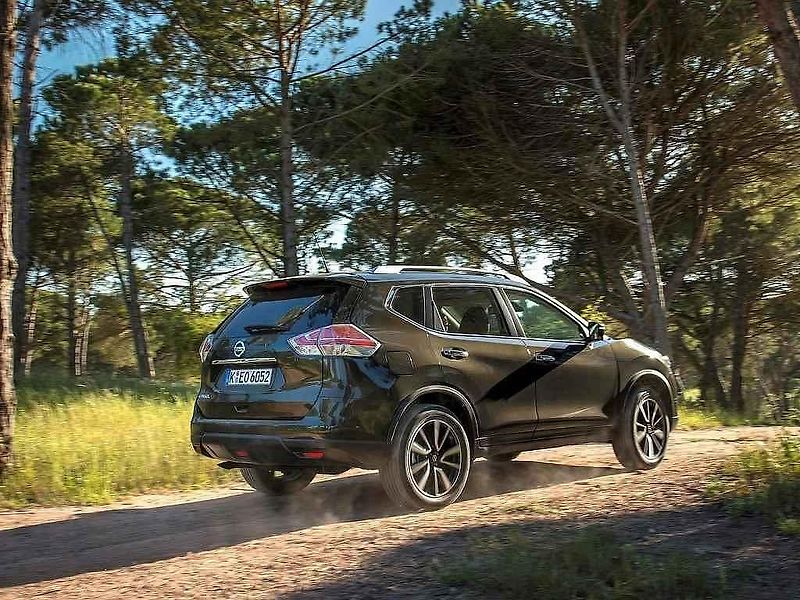Nissan X-Trail.
