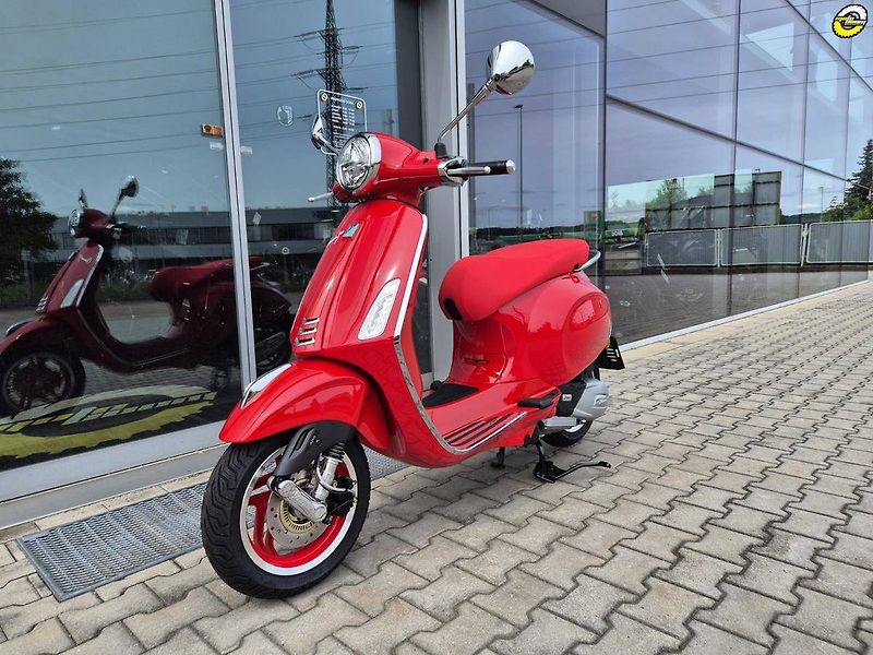 Vespa Primavera 125 3V ABS (2026) Primavera 125 RED - fotka 8 z 22