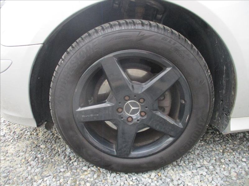 Mercedes-Benz Třídy R 3,0 320CDI, AMG, 4MATIC, DPH, - fotka 33 z 49