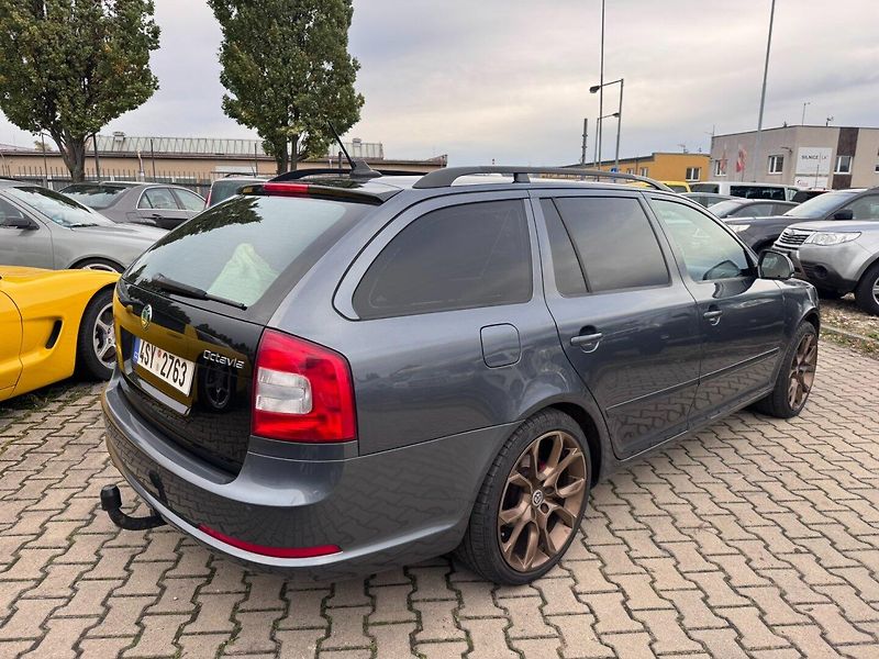 Škoda Octavia (2012) DSG 2,0 TDI 125 KW FACE PĚKNÁ - fotka 5 z 49