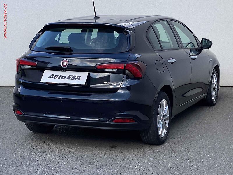 Fiat Tipo (2019) 1.4i, AC, navi, kamera - fotka 4 z 17