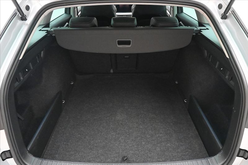 Škoda Octavia 2,0 TDI 110 kW DSG Style Záruk - fotka 10 z 30