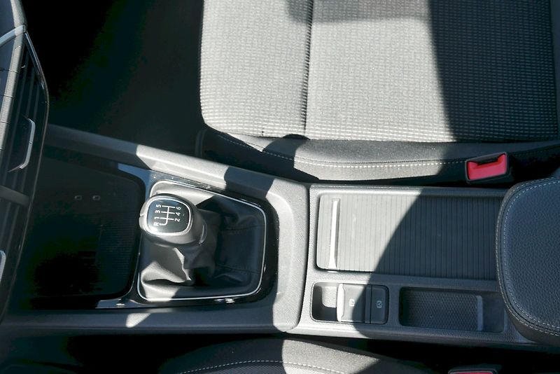 Škoda Octavia (2025) 1.5 TSI 85 kW M6° Selection - fotka 12 z 25