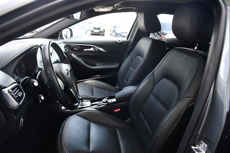 Infiniti QX30 220 CDI 4MATIC PANO ACC - fotka 11 z 52