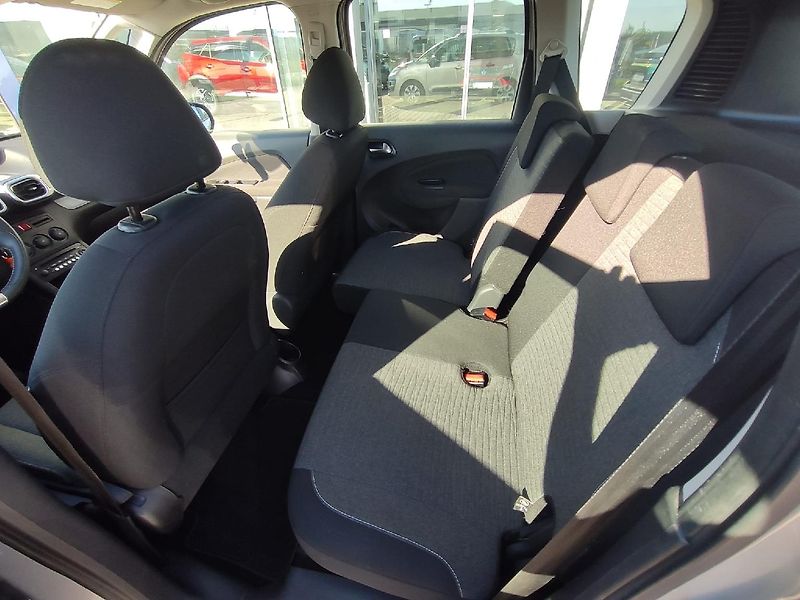 Citroën C3 Picasso (2016) 1.4i 95k MAN5 první majitel - fotka 5 z 24
