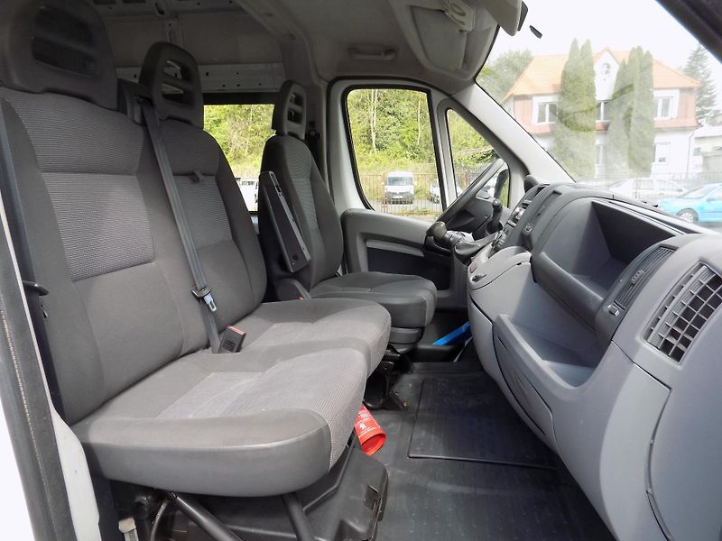 Peugeot Boxer (2011) 3,0 116KW 6MÍST L5H2 - fotka 24 z 33