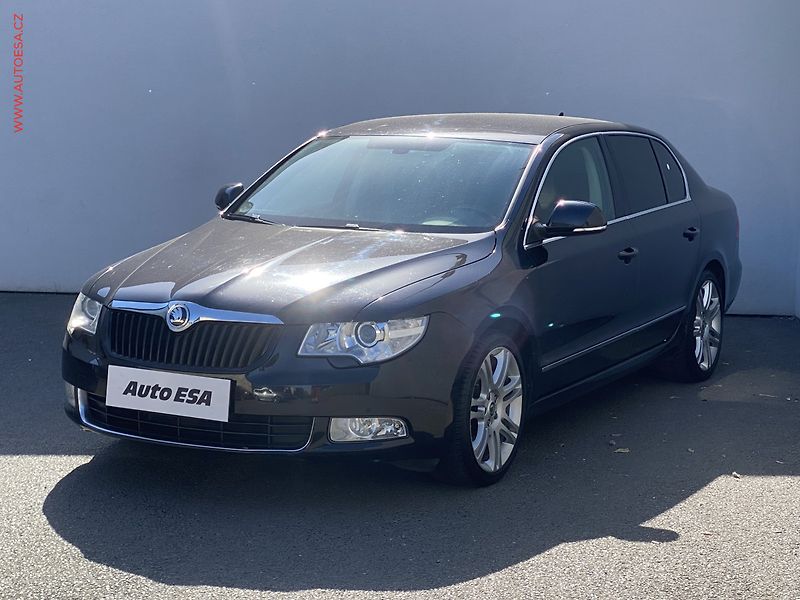 Škoda Superb (2011) 1.4 TSi, Elegance, TZ - fotka 3 z 17