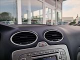 Ford Focus 1,6 TDCi NOVÉTURBO SERVI TAŽNÉ - náhled 26