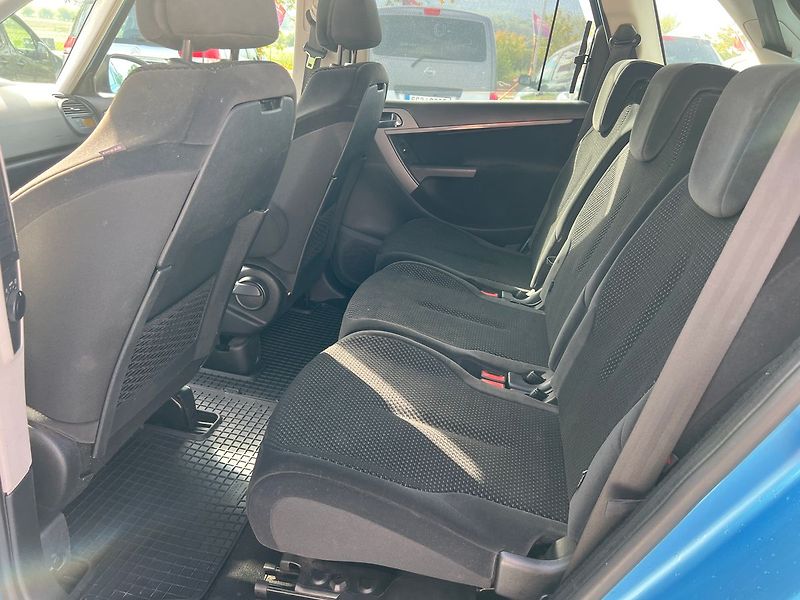 Citroën C4 Picasso 1,6 HDi - fotka 9 z 15