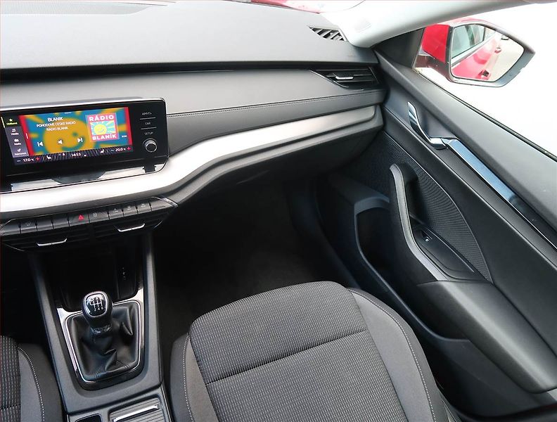 Škoda Octavia (2020) 1.5 TSI, Serv.kniha, Tempomat - fotka 8 z 15