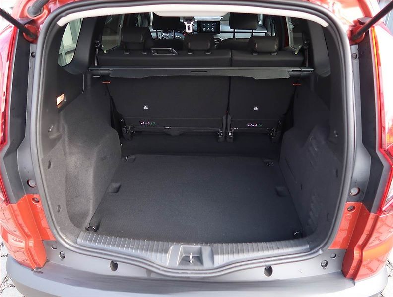 Dacia Jogger (2025) 1.0 TCe - fotka 13 z 15