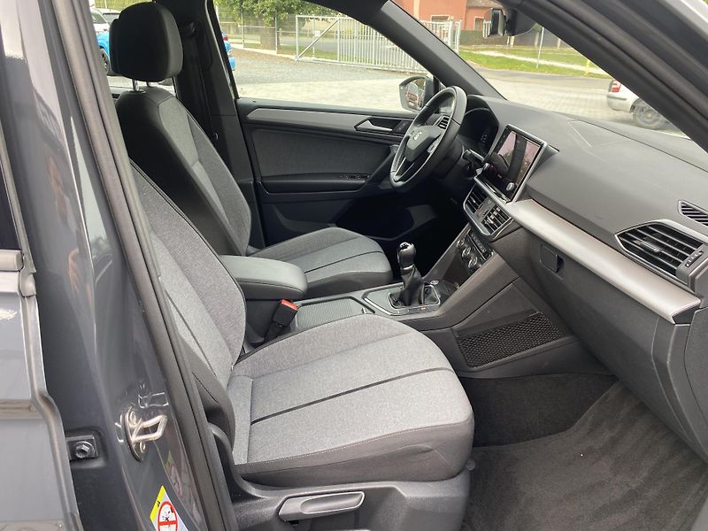 Seat Tarraco 1.5 TSI 110kW-1xMAJ.- LED-NAVI - fotka 47 z 51