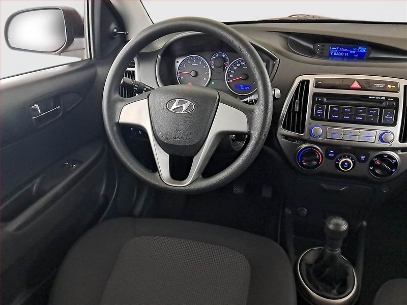 Hyundai i20 (2013) 1.2 - fotka 7 z 16