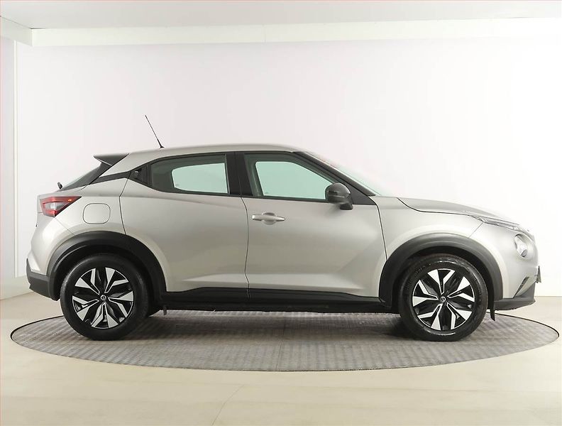 Nissan Juke (2023) 1.0 DIG-T, Navi, Tempomat - fotka 6 z 20