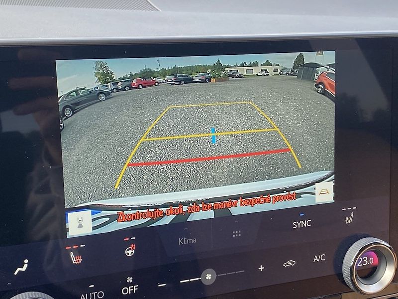 Lexus NX 350h 2.5HEV, ČR, ExecutiveTOP, 4x4 - fotka 23 z 40