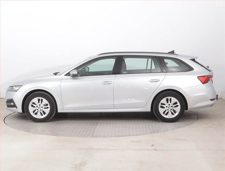 Škoda Octavia (2023) Ambition 2.0 TDI - fotka 3 z 15