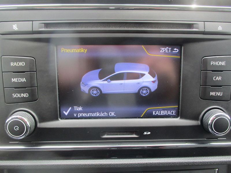 Seat Leon 1,2TSi 77kW STYLE FULL LED - fotka 20 z 48
