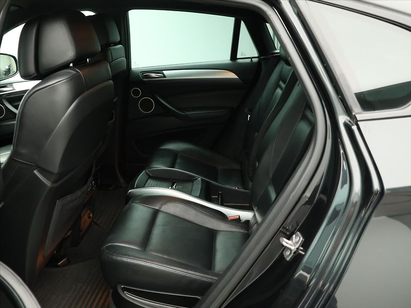 BMW X6 3.0 40d 225kW xDrive Xenon - fotka 15 z 34
