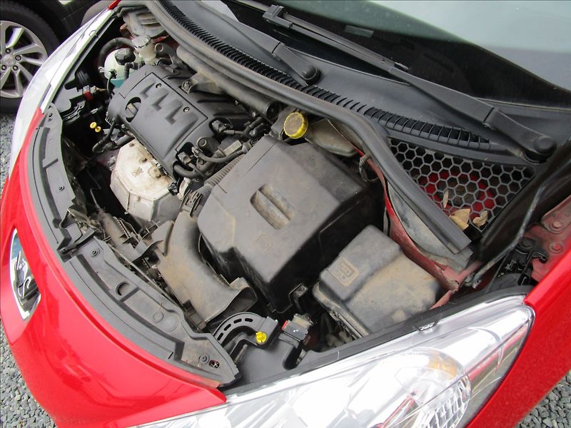 Peugeot 207 SW 1.4VTi Klima - fotka 34 z 36