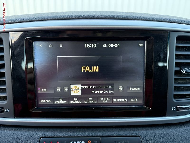 Kia Sportage (2019) 1.6 CRDi, ČR, Exclusive - fotka 13 z 17