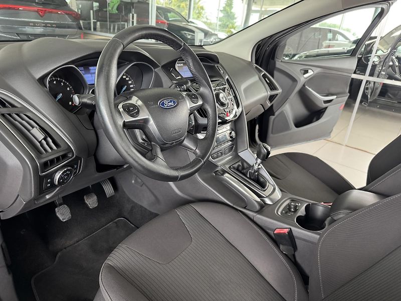 Ford Focus 1,6EcoBoost*110kW*Titan*Tažné - fotka 11 z 31