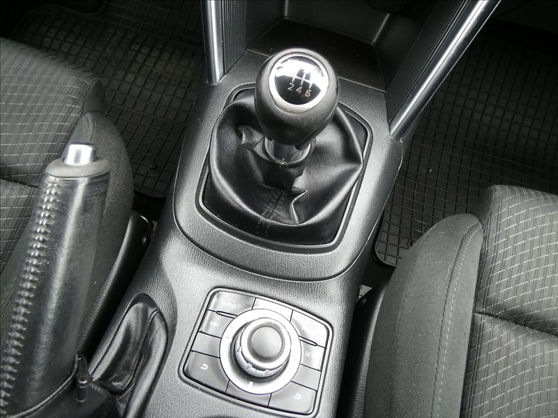 Mazda CX-5 2,0 Skyactiv AWD,serviska,118k - fotka 27 z 40