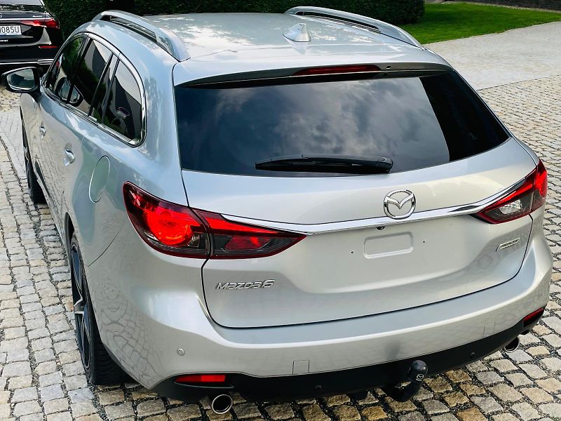 Mazda 6 2.5i AUT KAMERA SERVISKA TAŽNÉ - fotka 18 z 61