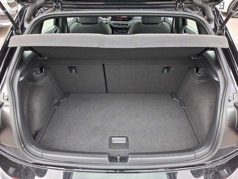 Volkswagen Polo (2023) GTI DSG 2,0TSi 152kW - fotka 8 z 34