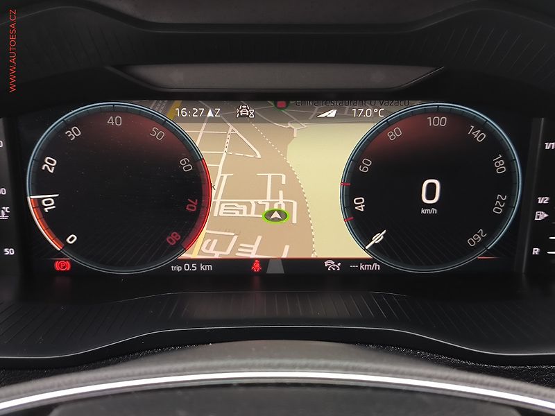 Škoda Karoq (2022) 1.5TSi, 2.maj,ČR, LED, TZ - fotka 20 z 26
