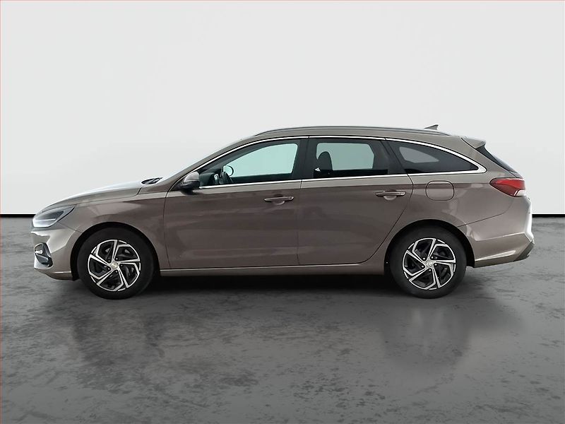 Hyundai i30 (2022) 1.0 T-GDI, Serv.kniha - fotka 3 z 18