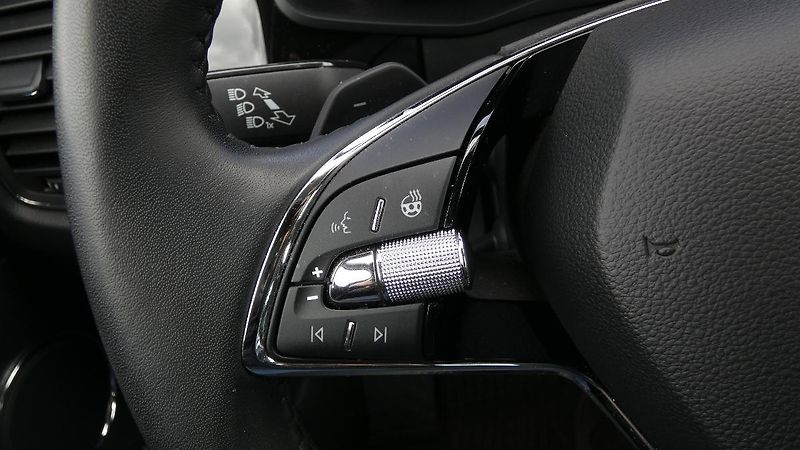 Škoda Kodiaq 2,0 TSI 140 kW L&K 4x4 DSG - fotka 12 z 26