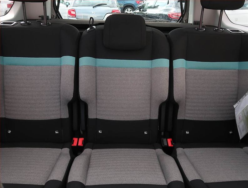 Citroën Berlingo (2018) Shine 1.5 BlueHDi, 5Míst, ČR - fotka 10 z 21