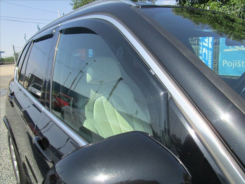 BMW X5 xDrive 30d M-Paket  ČR - fotka 14 z 70