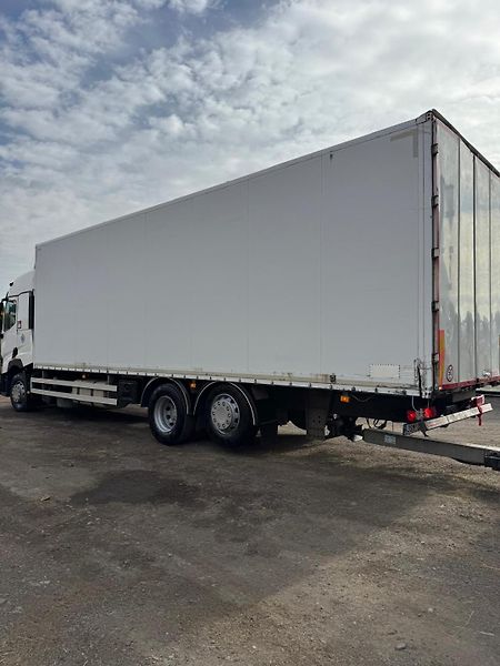Renault Trucks T (2015) 430 6x2 Svan Tandem - fotka 6 z 23