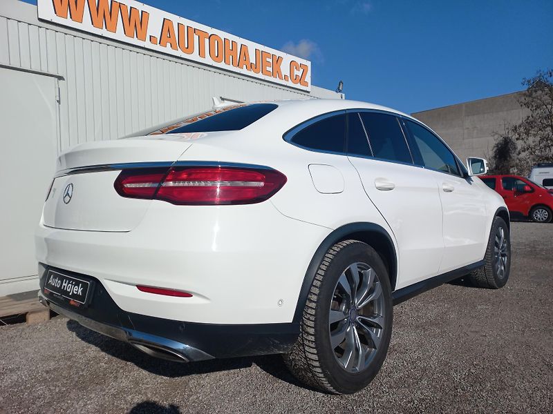 Mercedes-Benz GLE (2017) Coupe 400 245kW 4matic ČR DPH - fotka 8 z 23