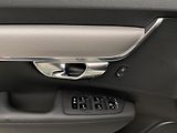 Volvo V90 B4 MOMENTUM AUT CZ - náhled 30