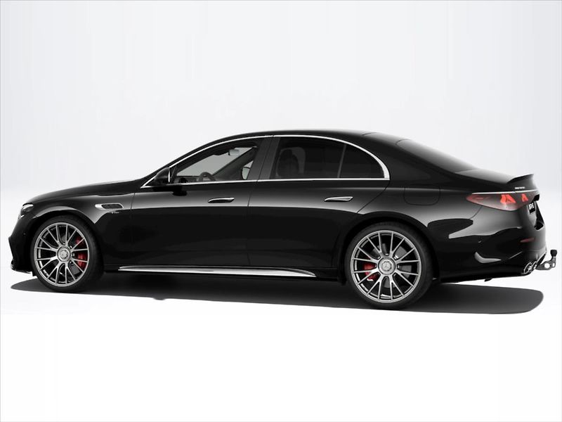 Mercedes-Benz Třídy E (2026) 3,0 Mercedes-AMG E 53 HYBRID 4 - fotka 4 z 9