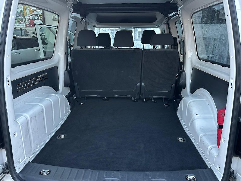 Volkswagen Caddy (2017) MAXI, 2.0TDi, 75KW, 5 MÍST,DPH - fotka 11 z 19
