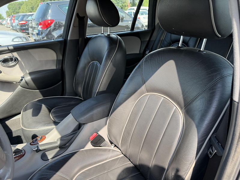 Rover 75 2.0i - fotka 15 z 23