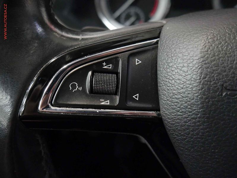 Škoda Superb (2020) 2.0 TDi, L&K, DSG - fotka 12 z 23