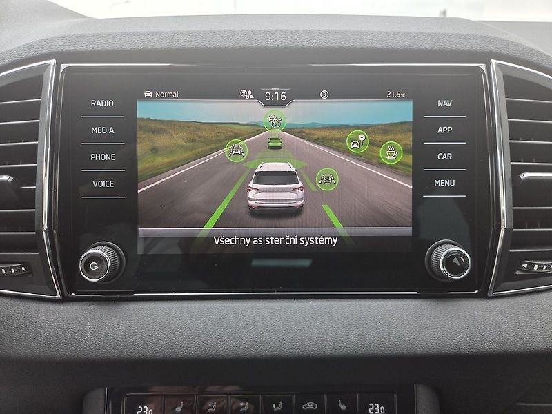 Škoda Karoq Top Selection 1,5TSI 110kW - fotka 12 z 13