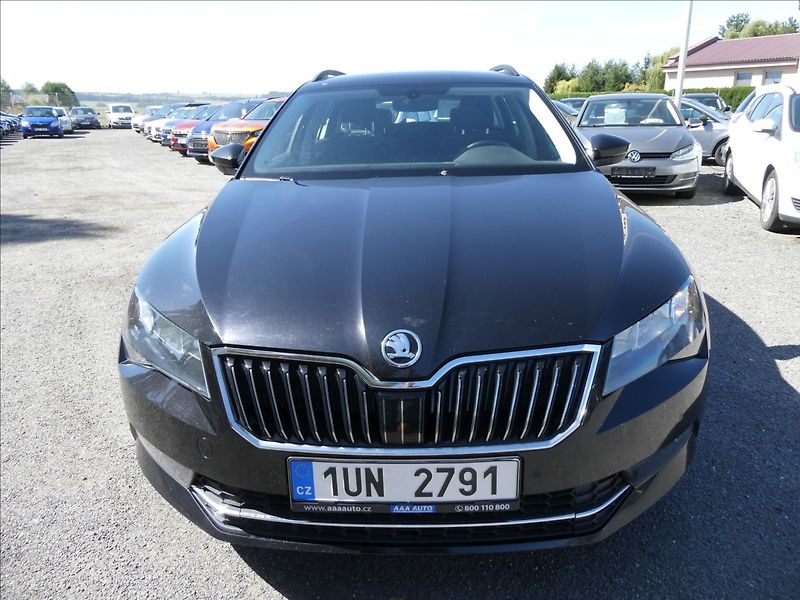 Škoda Superb 1,6 TDi DPH 2x kola,po servise - fotka 2 z 34
