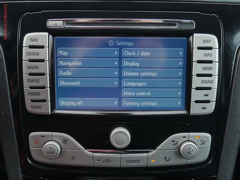 Ford Galaxy (2010) 2.0 TDCi, AT, xenon, kůže - fotka 18 z 24