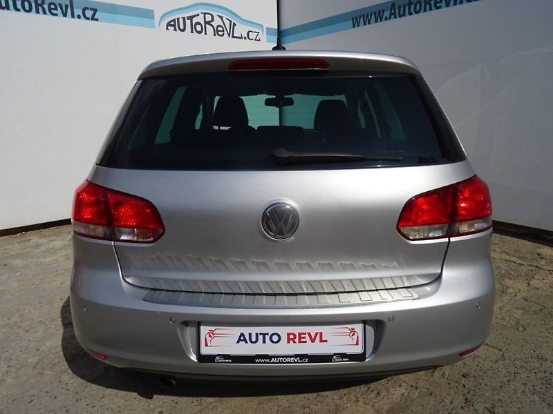 Volkswagen Golf (2012) 1.2TSi,77kW,S.kn,navi,aut.klim - fotka 21 z 22